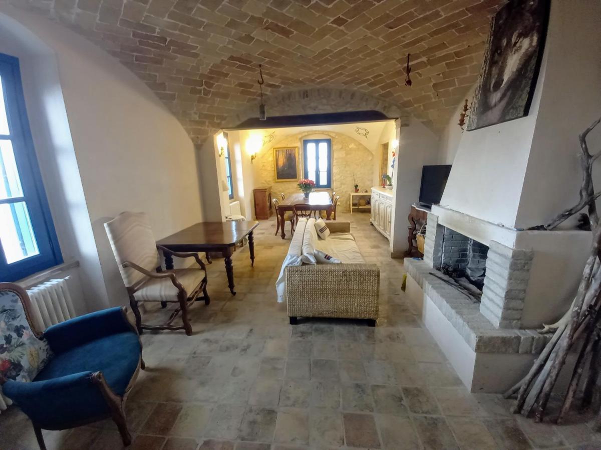 La Casa Dalle Finestre Blu * Abbateggio